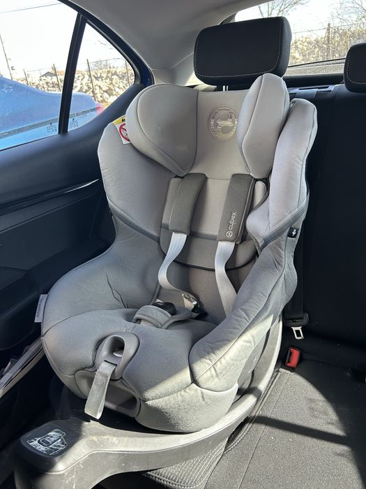 Vand scaun auto pentru copii Cybex Sirona S2 i-syze , cu rotire 360