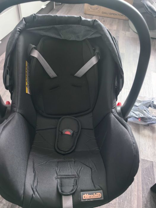 Бебешко столче за кола