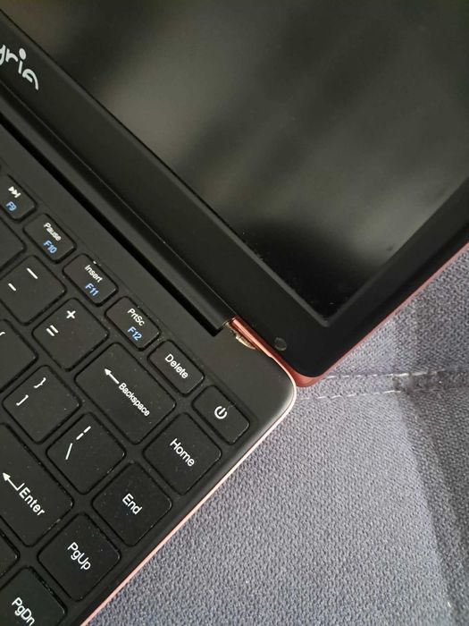 Mini laptop roz Myria de vanzare!