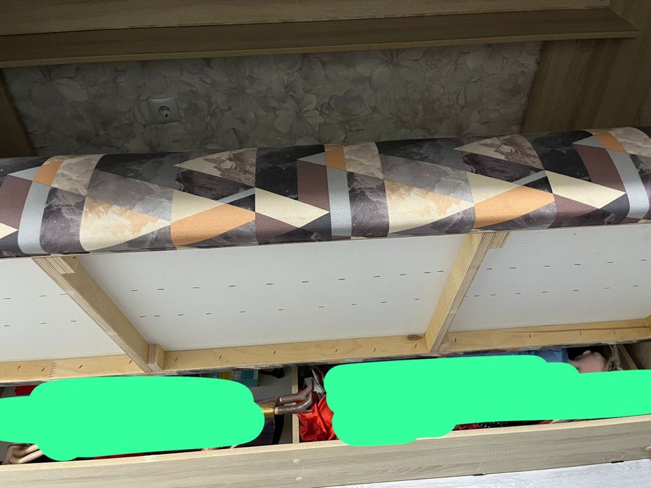 Продам Двухъярусный кровать!!!