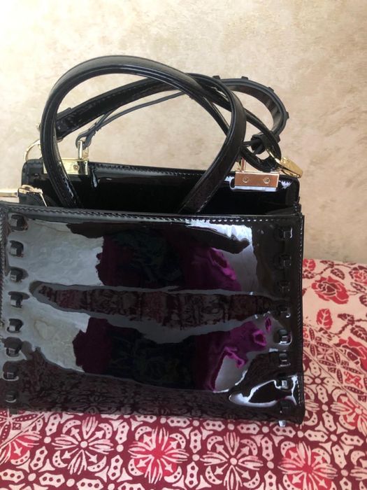 Сумка лаковая кожа