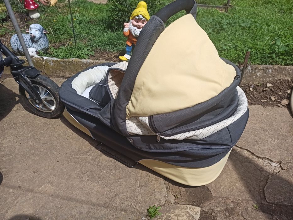 Бебешка количка пълен комплект