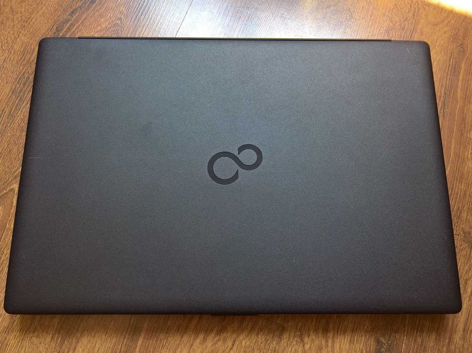 15.6" Fujitsu LifeBook A3510, i5-1035G1, 8GB DDR4, 256GB NVMe, лицензиран Windows