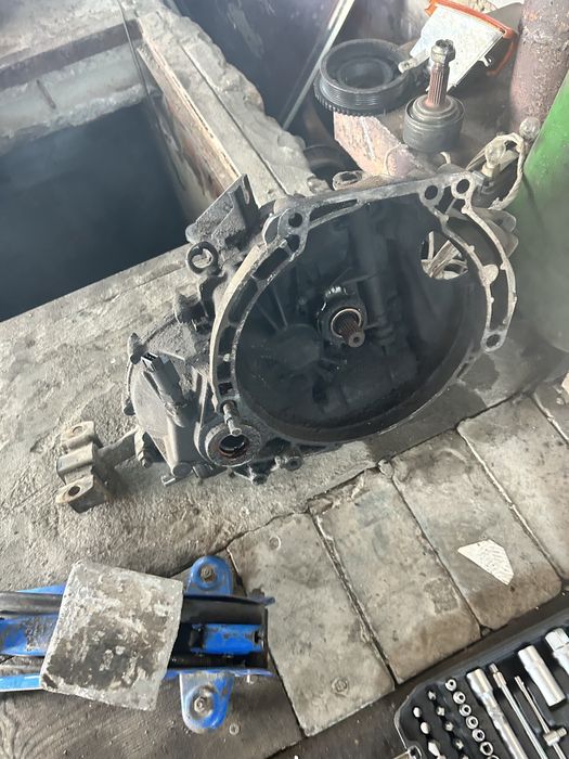 Продам коробку на все модели ваз