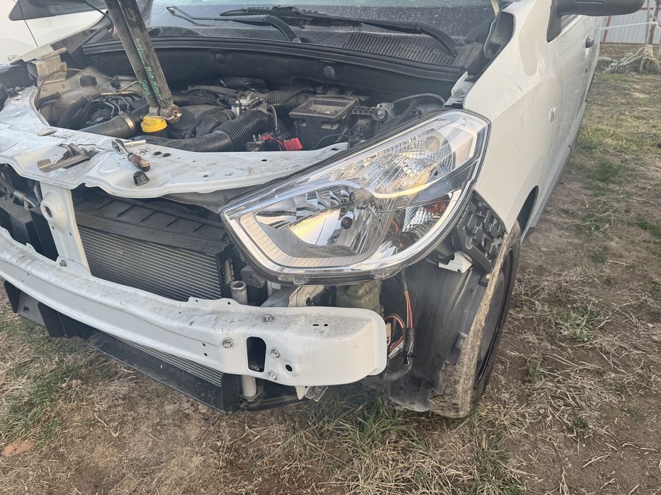 Vand parte fata completa Dacia Dokker(aripi/capota/faruri/bara etc)