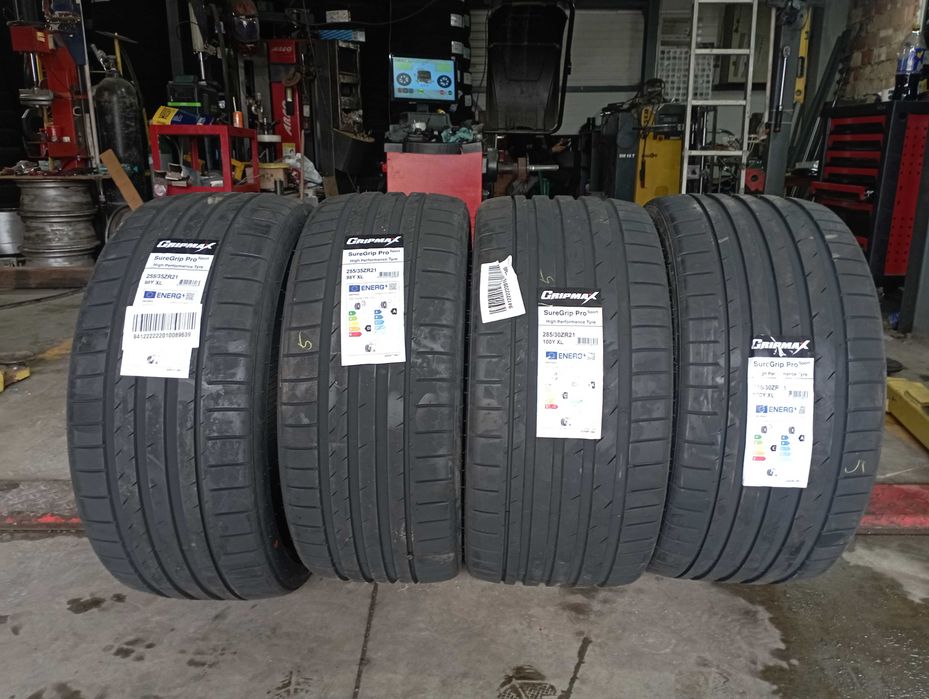 Set Anvelope Gripmax 285/30/21 Cu 255/35/21 Noi De Vara