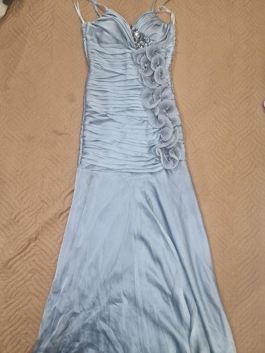 Нови официални дрехи