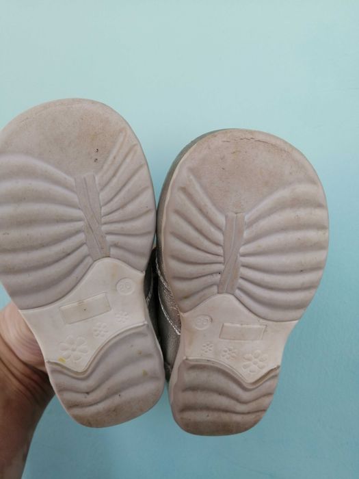 Încălțăminte fete mărimea 20