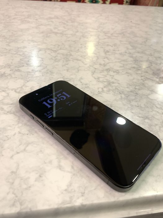 Продам айфон 15про