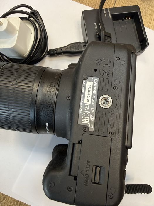 Canon eos 700d efs18-55