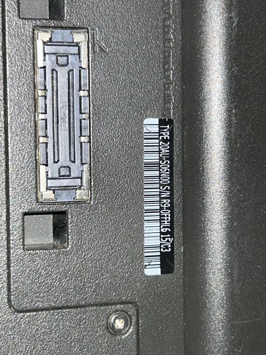 Vând Lenovo ThinkPad L440 pentru piese