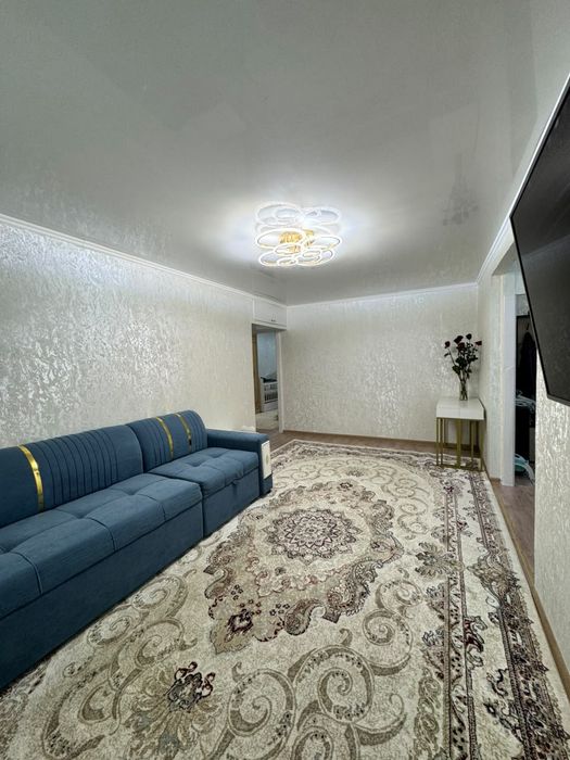 Продам 3 ком квартиру в р-оне Каравана