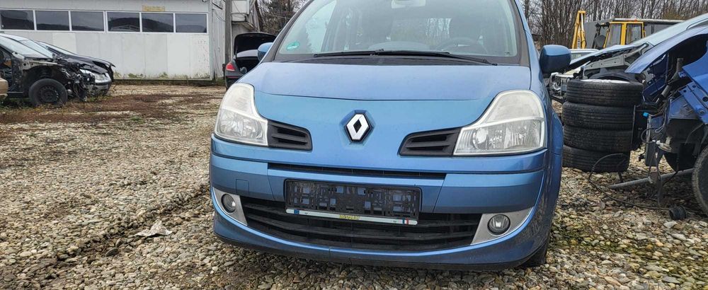 Faruri stanga / dreapta RENAULT MODUS -  2008 - 2012 - pret per bucata