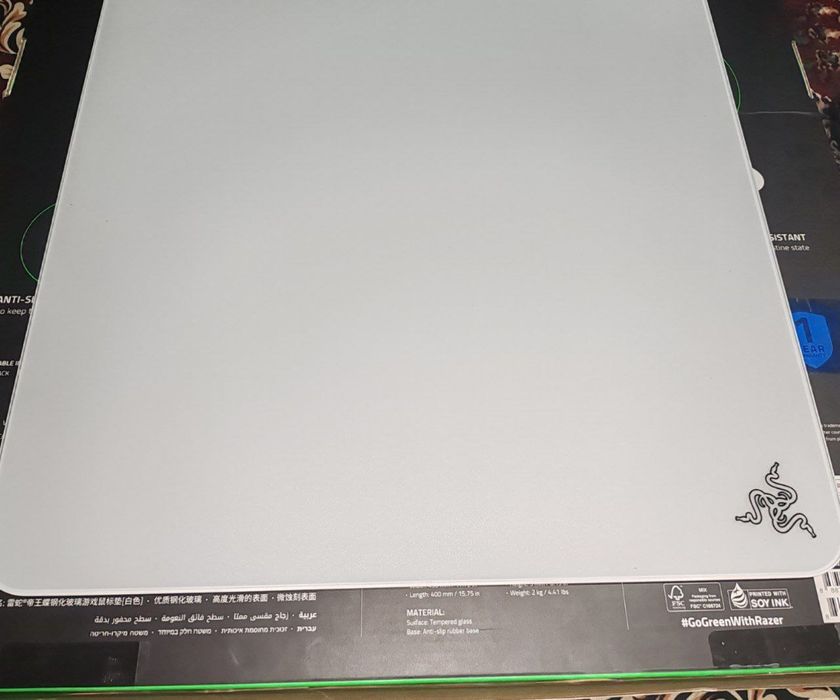 Razer Atlas Glass mouse pad