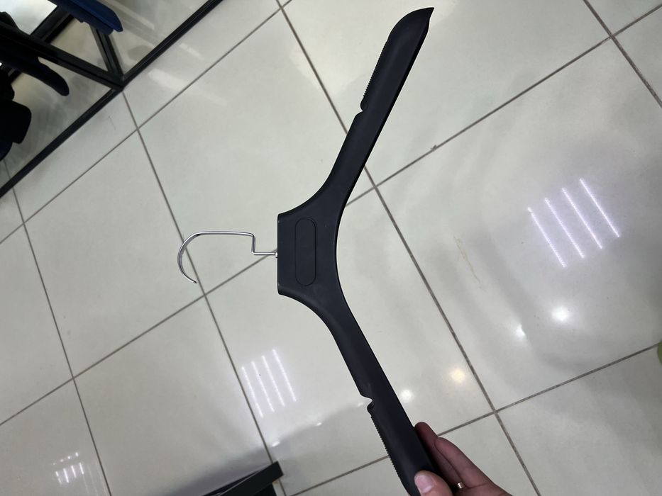 Продам вешалки недорого