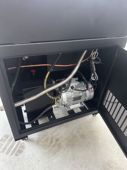 Машина за производство на сух лед