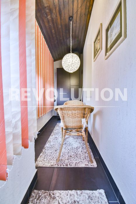 Дава се под наем Двустаен апартамент в София, Център - 80 кв.м за 750 € - Снимка #11