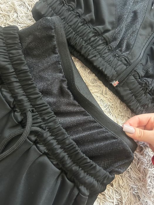 Дамски черен екип