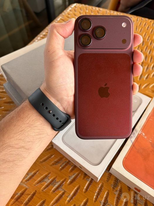 iPhone 17 Pro Max 256gb Orange/ Burgundy Brono