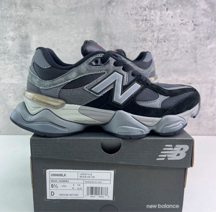 New balance 9060 grey and black.