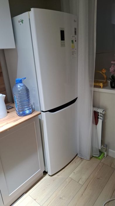 Холодильник отлич сост