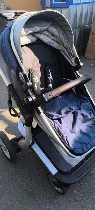 Коляска 2 в 1 Teknum