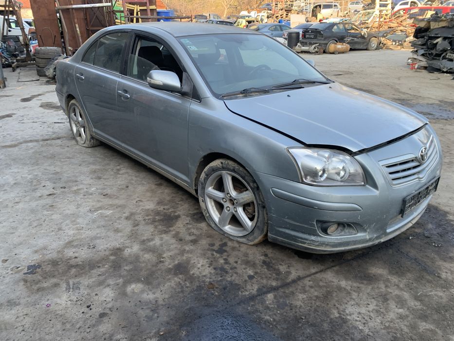 Piese toyota avensis facelift motor 2.2 150 cp 2007