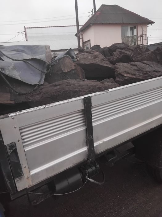 Vând cărbuni sortati