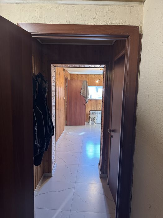 Дом благоустроенный, 2 комнаты.