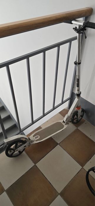 буу самокат  в хорошем состоянии