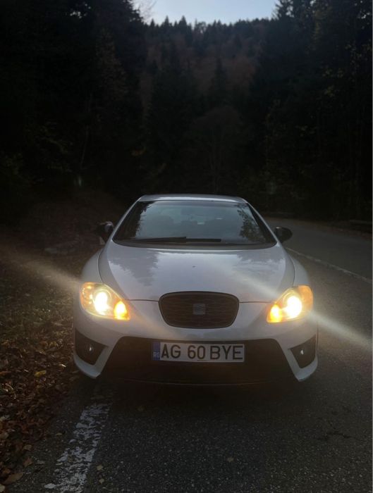 Vand Seat Leon Fr/schimb cu motocicleta sportiva 1000 cc