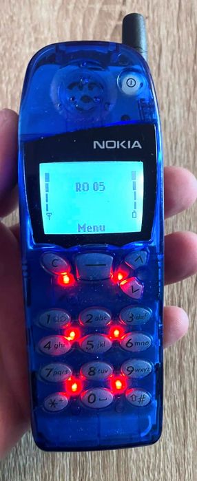 Nokia  5110 cu leduri schimbate ( decodat)