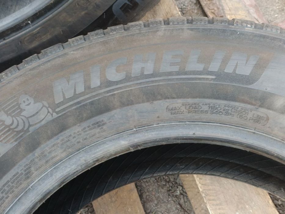 265/60/18 пара шин MICHELIN