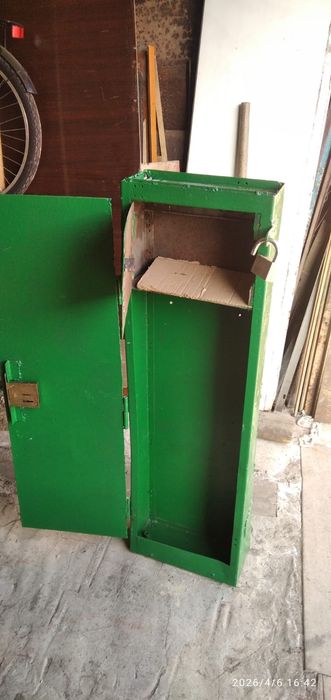 Продам сейф не новый