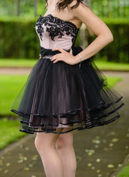 Нова къса бална рокля