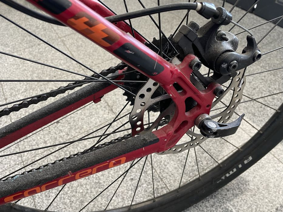 Bicicleta Carerra Hellcat 29