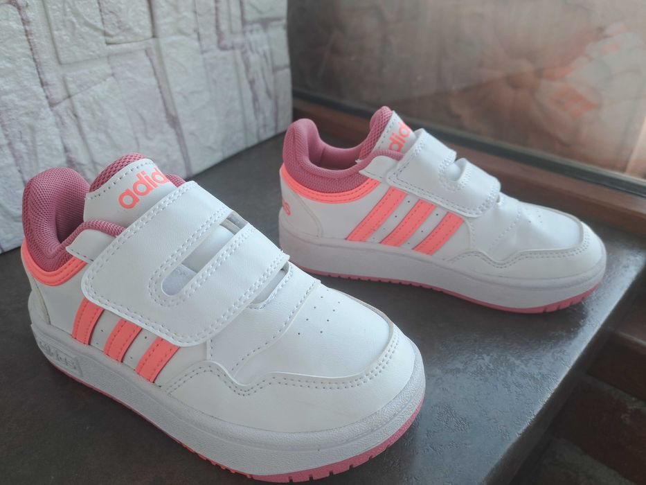 детски маратонки за момиче,кецове,спортни обувки,Adidas,номер27,адидас