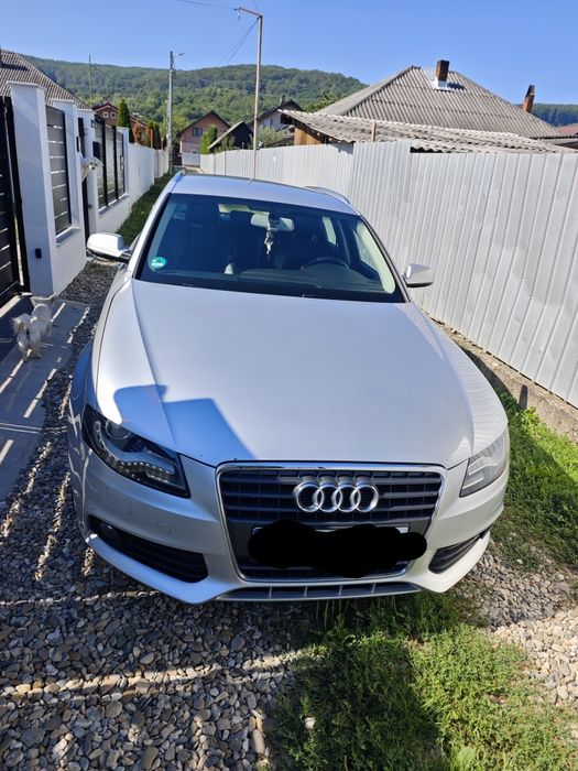 Vând Audi A4  2012