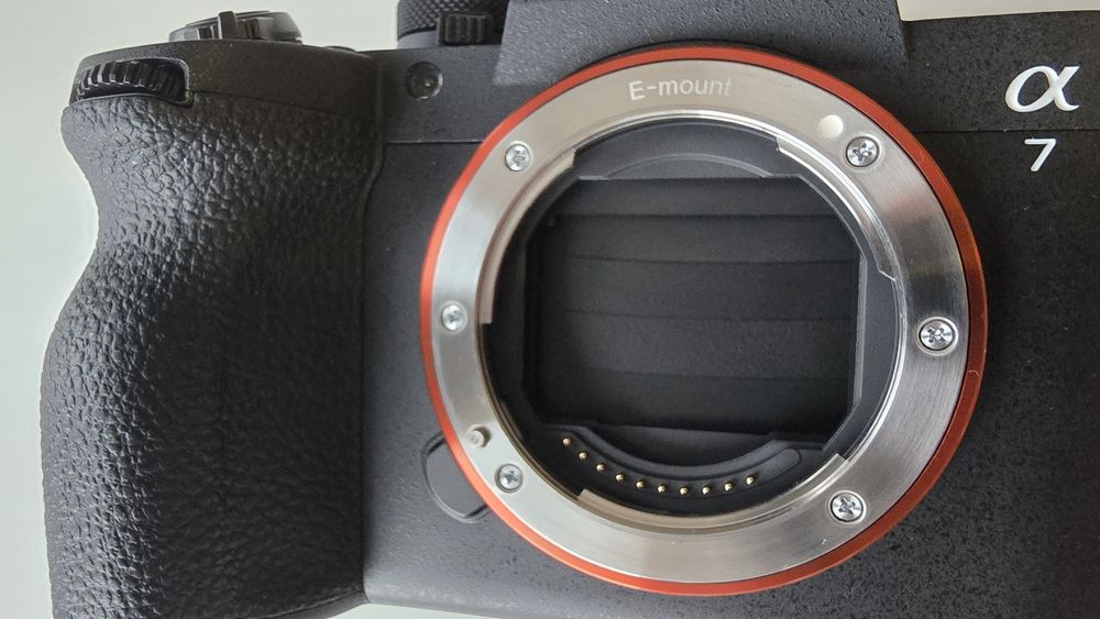 Комплект фотоапарат Sony A7 V + Sony FE 24-70 f/2.8 GM II и аксесоари