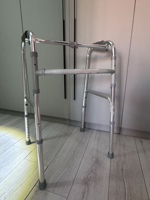 Продам ходунок для взрослых