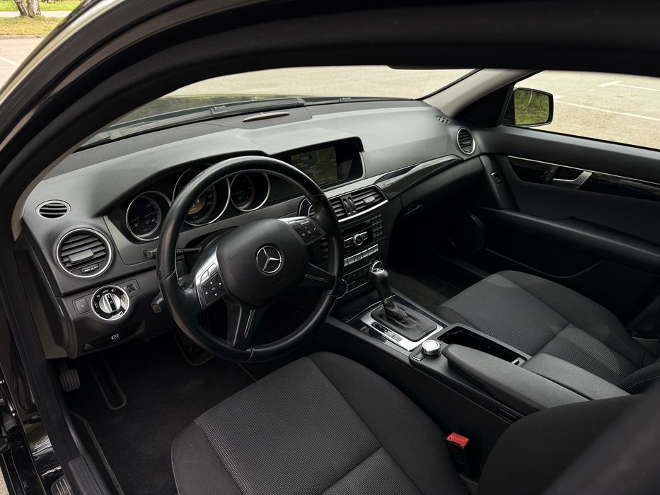 Mercedes-Benz C 220 FACELIFT
