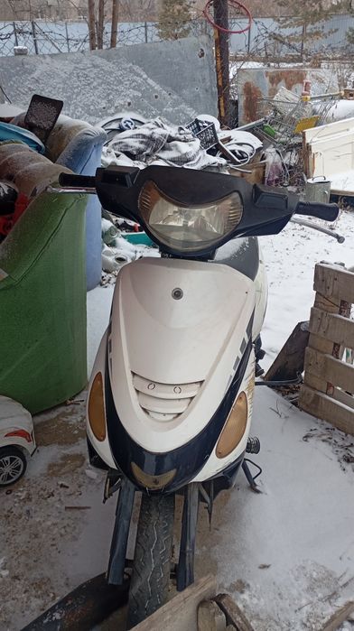 продам скутер Рейсер