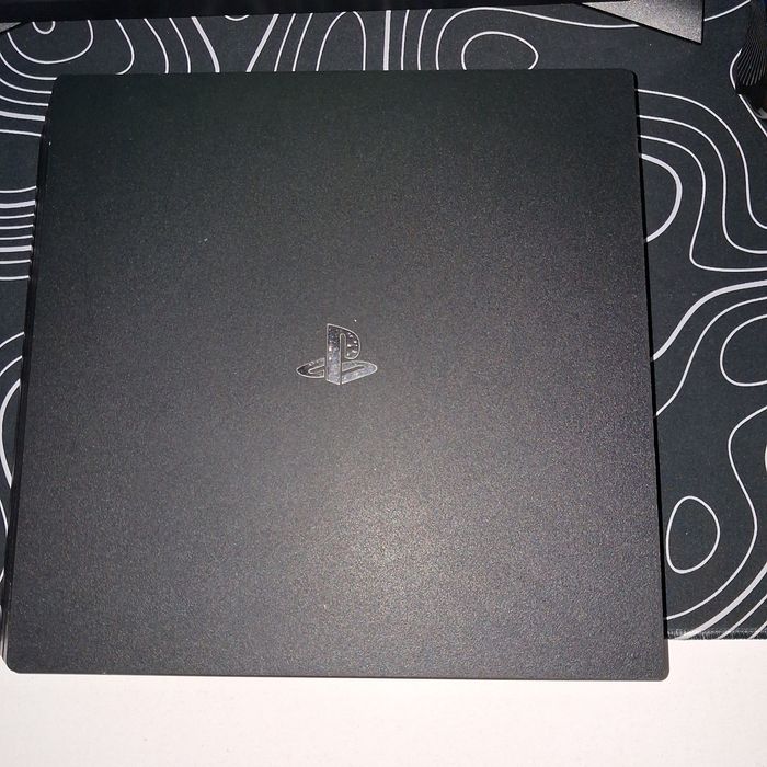 Playstation 4 Pro 1tb