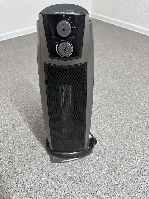 Продам срочно до конца недели стол, обогреватель