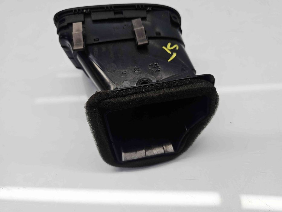 Grila aerisire stanga Volkswagen Golf 6 (5K1) [Fabr 2009-2013] 5K0819