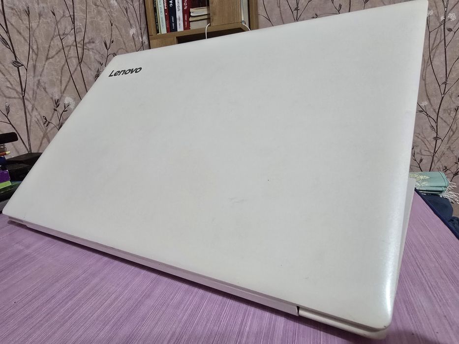 Lenovo IdeaPad 330-15IGM
