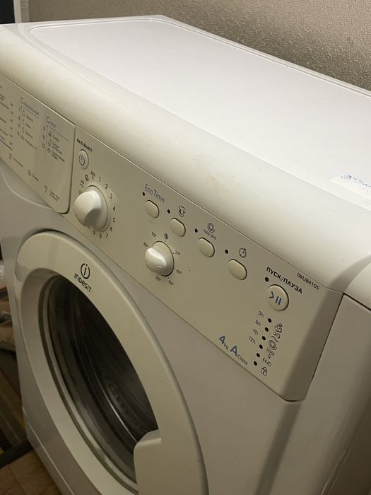 продается стиральная машинка INDESIT