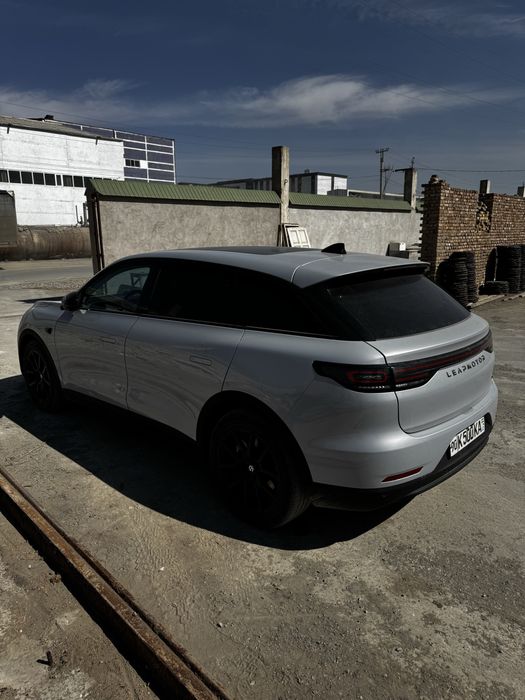 Leapmotor C11 EV 502km Comfort dop opsiya