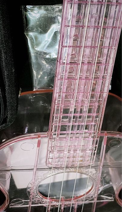 Гавайская гитара, укулеле