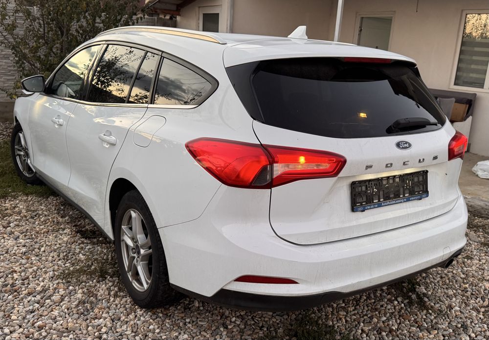FORD Focus 2019 — imagine 3